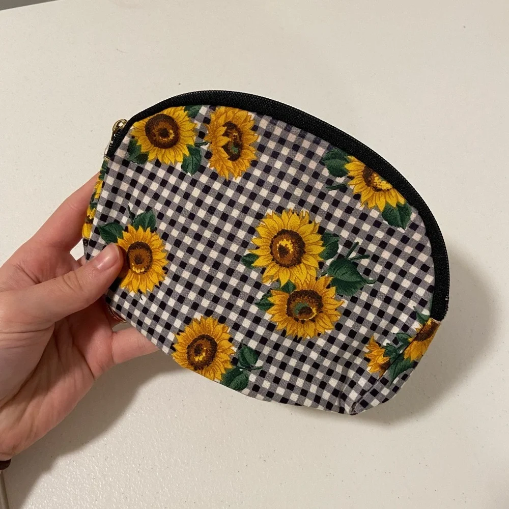 Plaid sunflower zipper‎ pouch
